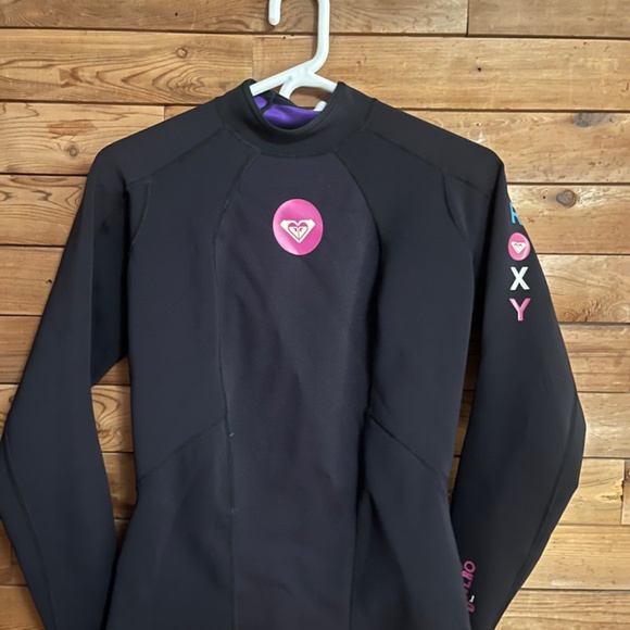 Roxy neoprene swim shirt - Picture 2 of 3